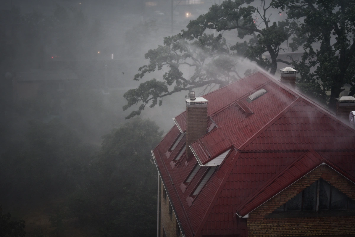 wind-damage-to-roof